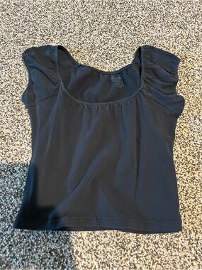Brandy Melville Scoop Neck Women’s Crop Top